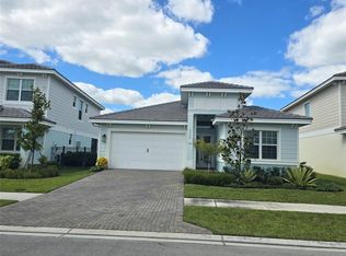 19594 Broad Shore Walk, Loxahatchee, FL 33470