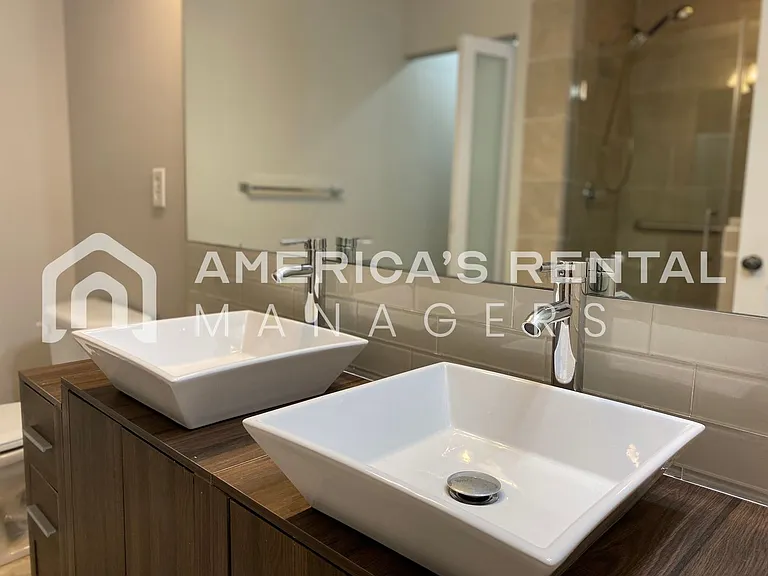 2819 Southwood Ln — Photo 19