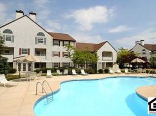3427 Lakeshore Rd APT F1, Sheboygan, WI 53083