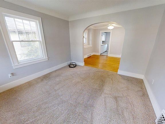 3rd image of 2416 N Carolina St