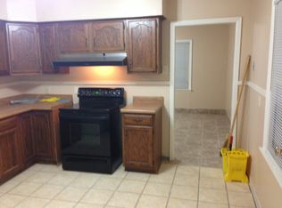 1676 Russwood Rd, Memphis, TN 38108