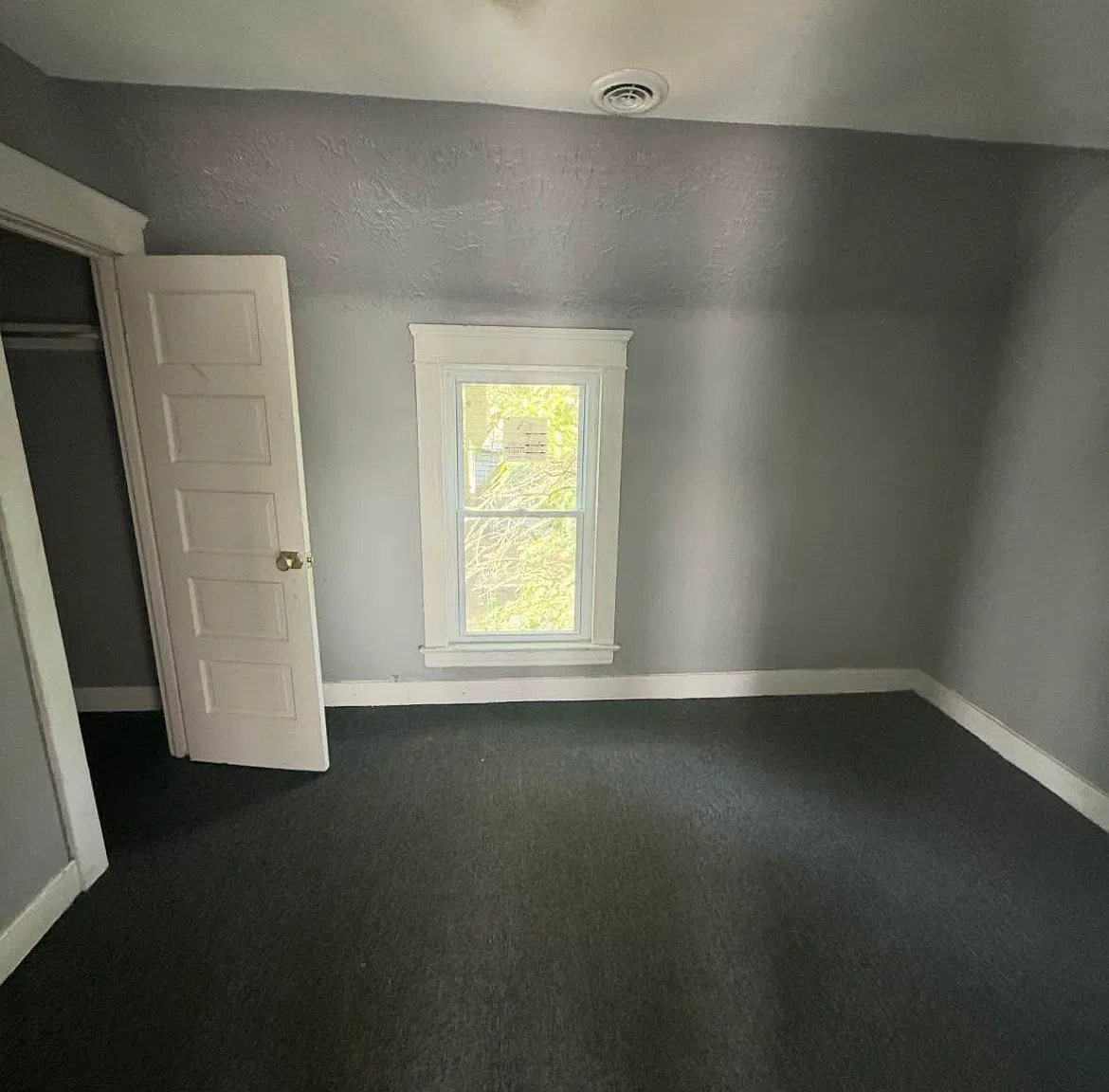 2 bed, 1000 sqft, $1,000 — Photo 4