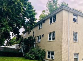 184 Beacon St, Lowell, MA 01850