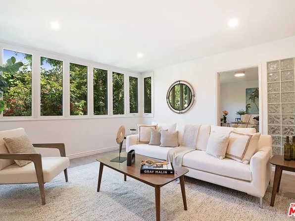 10725 Ohio Ave APT 204, Los Angeles, CA 90024