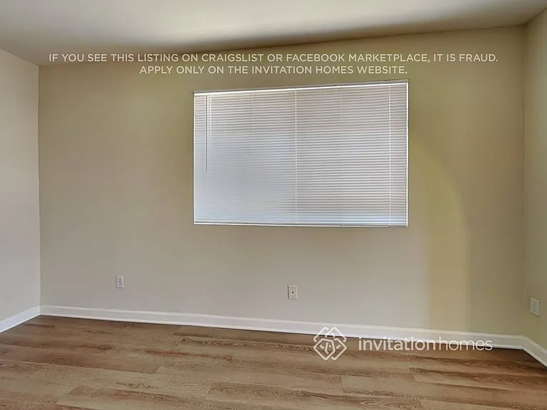 2421 E Sylvia St — Photo 5