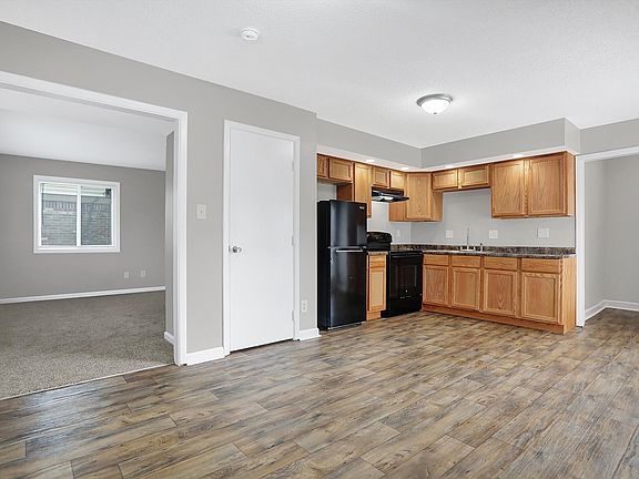4th image of 5945 Deerwood Ct