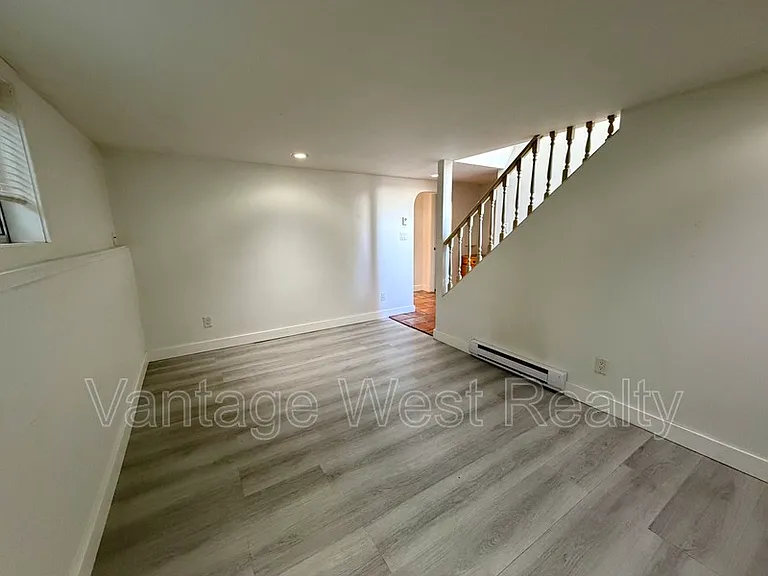1230B Ethel St — Photo 12