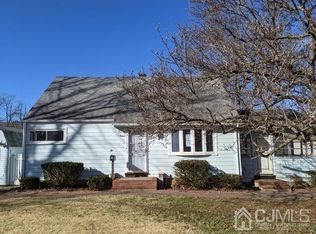 64 Tunison Rd, New Brunswick, NJ 08901