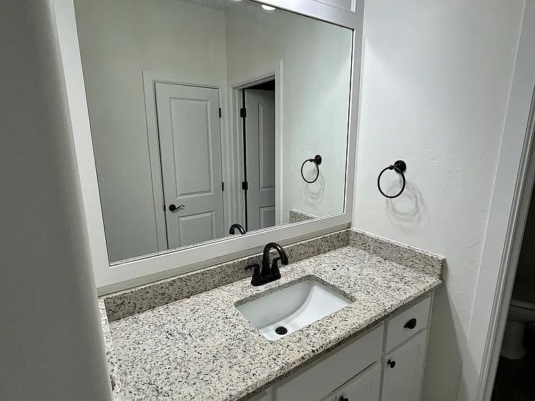 3573 Riverfront Dr — Photo 28