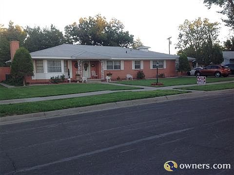 1st image of 1905 S Heights Dr