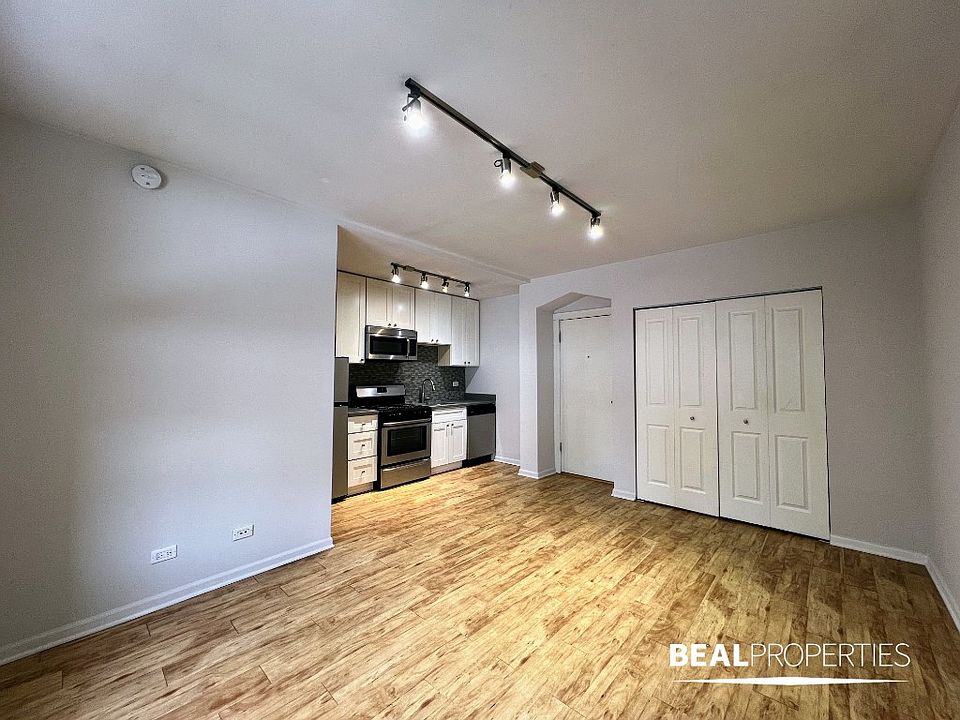 1st image of 2834 W Palmer St APT 109