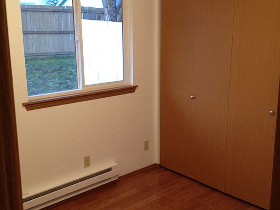 3rd image of 3606 W 6th Ave