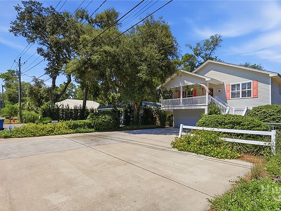 3rd image of 1007 Mallery Street