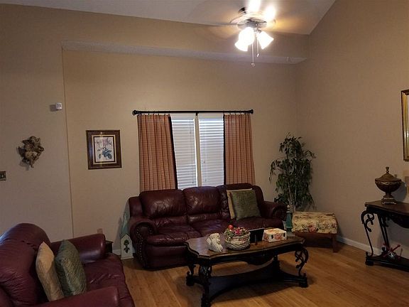 3rd image of 5883 Grassy Valley Dr