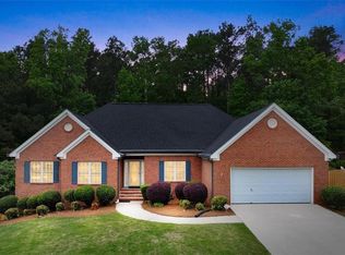 1260 Fountain Cove Ln, Lawrenceville, GA 30043