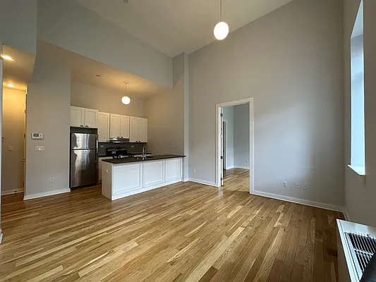 Rented by Oxford Property Group | media 12