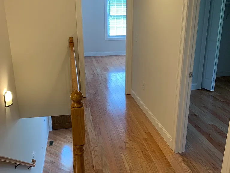 655 S West St — Photo 4