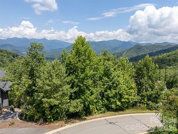 5th image of 21 Sisters View Dr #144