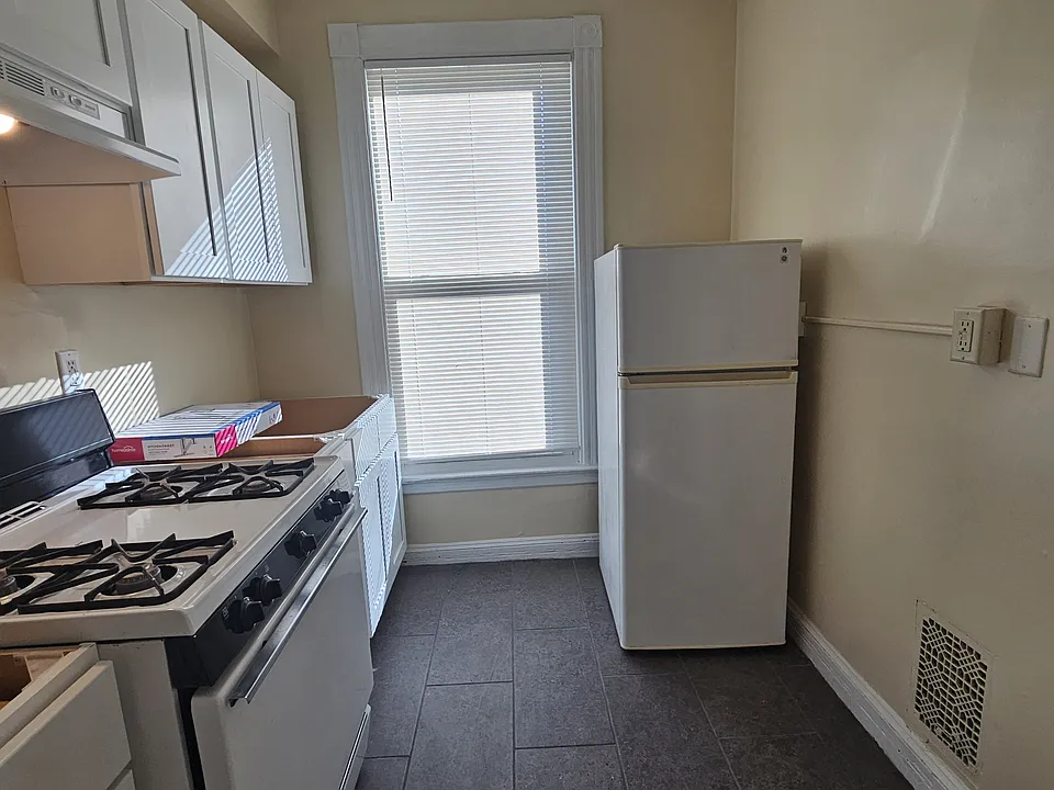 83 Sachem St #O2R