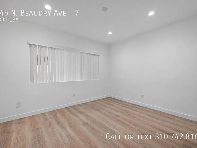 945 N Beaudry Ave #7 — Photo 13