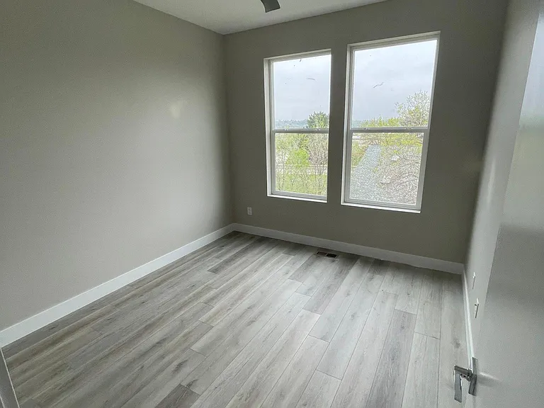 6025 Ames St — Photo 11