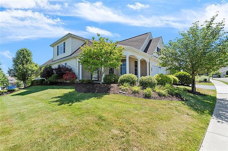 1st image of 216 Patriot Ln