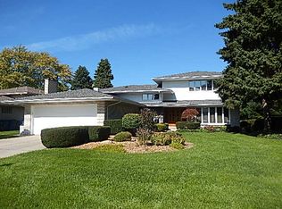 6626 W Wyandot Dr, Palos Heights, IL 60463