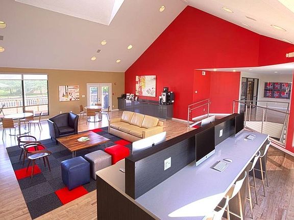5th image of 10817 Gambril Dr APT 32