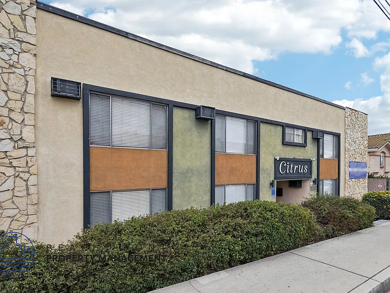 850 N Citrus St. — Photo 18