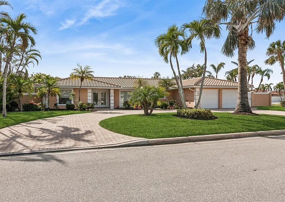 531 N Spoonbill Dr