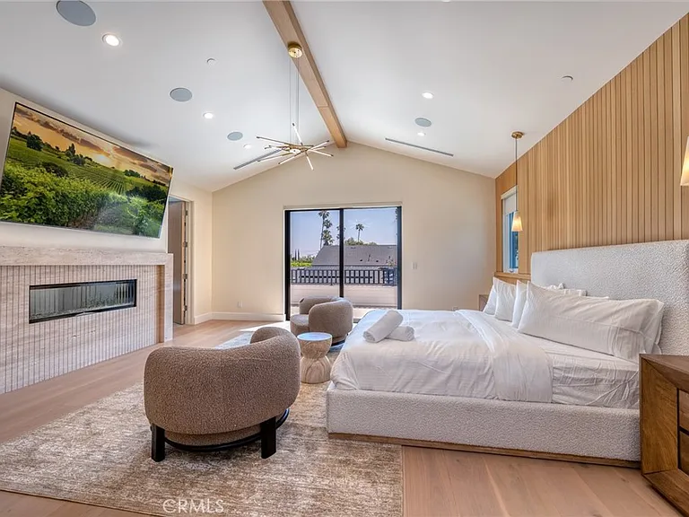 4906 Gaviota Ave — Photo 29