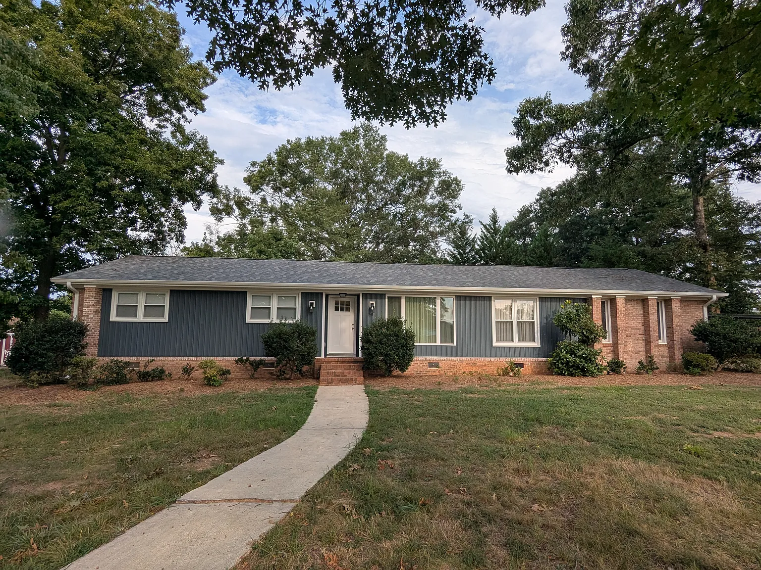3 bed, 1646 sqft, $1,995 — Photo 1