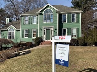 8 Dennison Ct, Stoughton, MA 02072