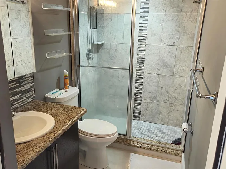 7875 Tam Oshanter Blvd — Photo 11