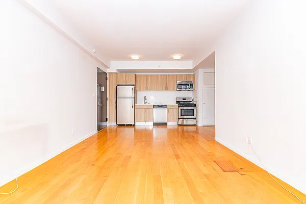 Rented by MySpaceNYC | media 20