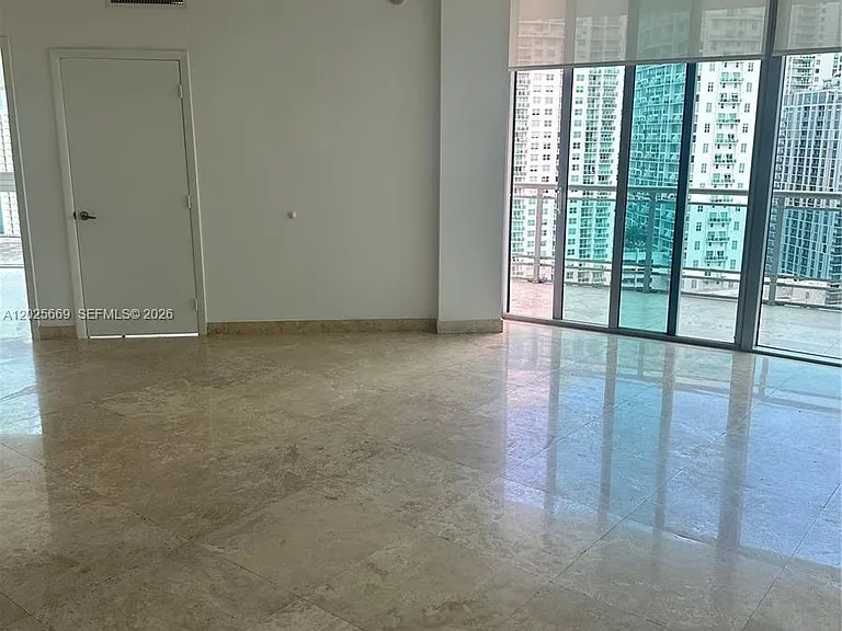 350 S Miami Ave #2302 — Photo 3