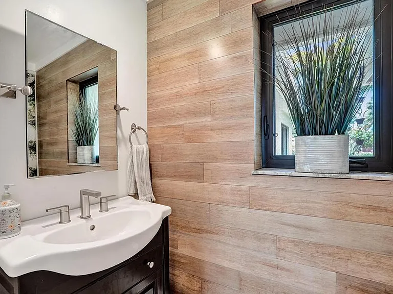 5569 Wind Drift Ln — Photo 41