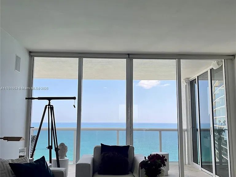 18911 Collins Ave #2607 — Photo 3