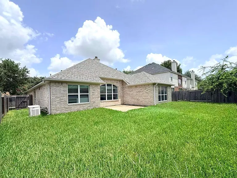 9006 Sundown Dr — Photo 27