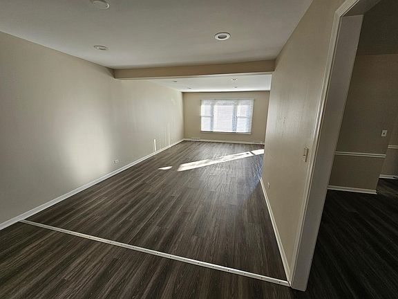 4th image of 7628 Warwick Ave
