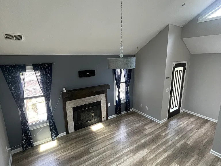 2770 North Ave SE — Photo 4