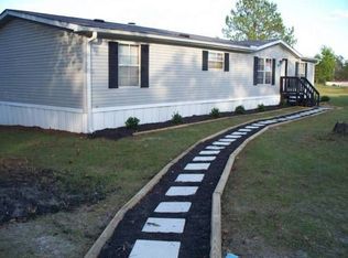 1495 Lobelia Rd, Vass, NC 28394