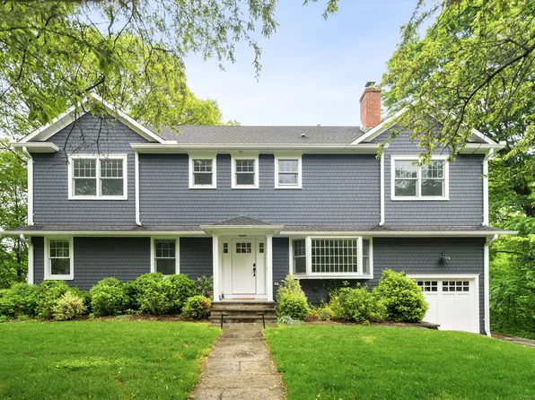 3 Burchard Lane, Norwalk, CT 06853