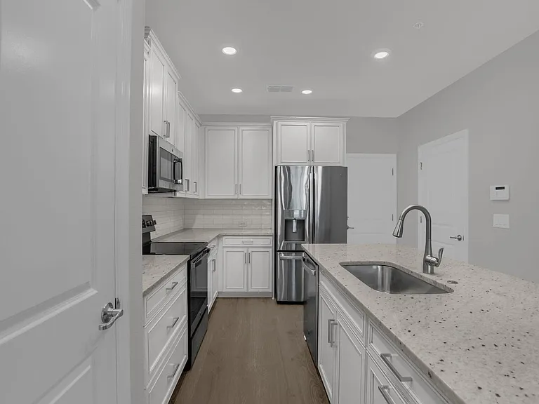 8629 Tavistock Lakes Blvd — Photo 12