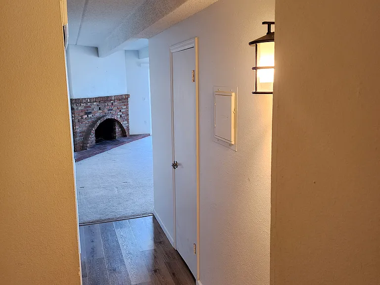 1265 N Race St #409 — Photo 2