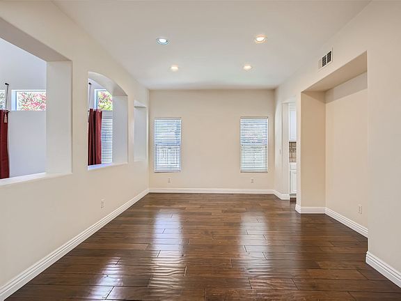 5th image of 1225 White Sands Dr