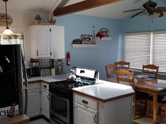 5th image of 9 Cedarcrest Dr