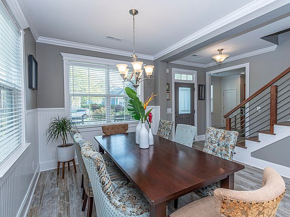 4th image of 5202 Celtic Dr
