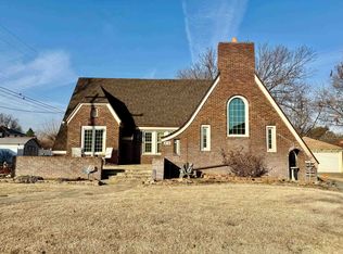 210 S Johnson St, Enid, OK 73703