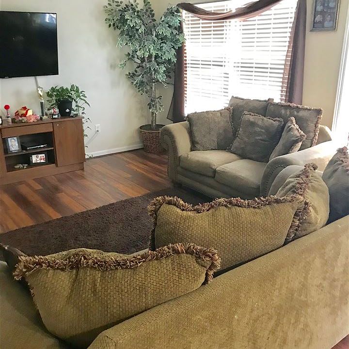 2nd image of 763 Tinder Box Ct